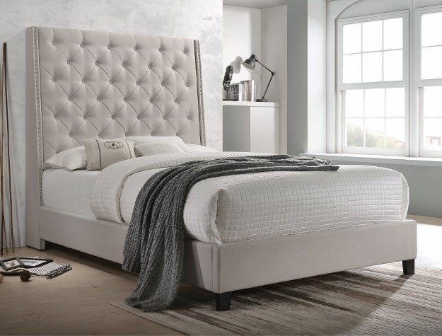 5265 Chantily Khaki Queen Bed